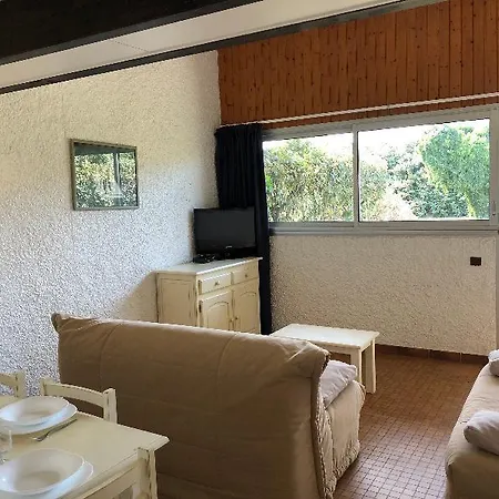 Les Naiades 酒店 *